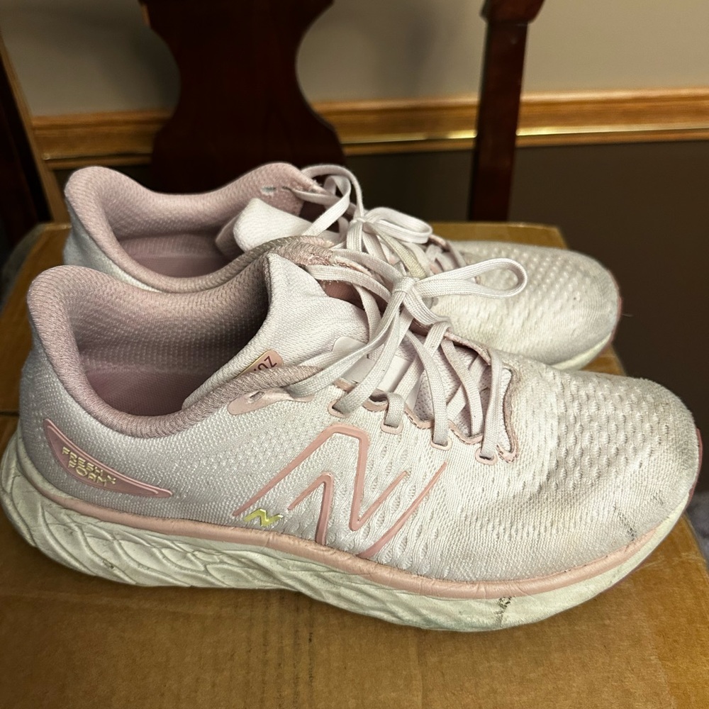 New Balance Women's Light Pink Athletic Shoes - Picture 2 of 6